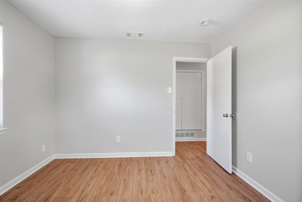 1340 E Park Drive Property Photo 16