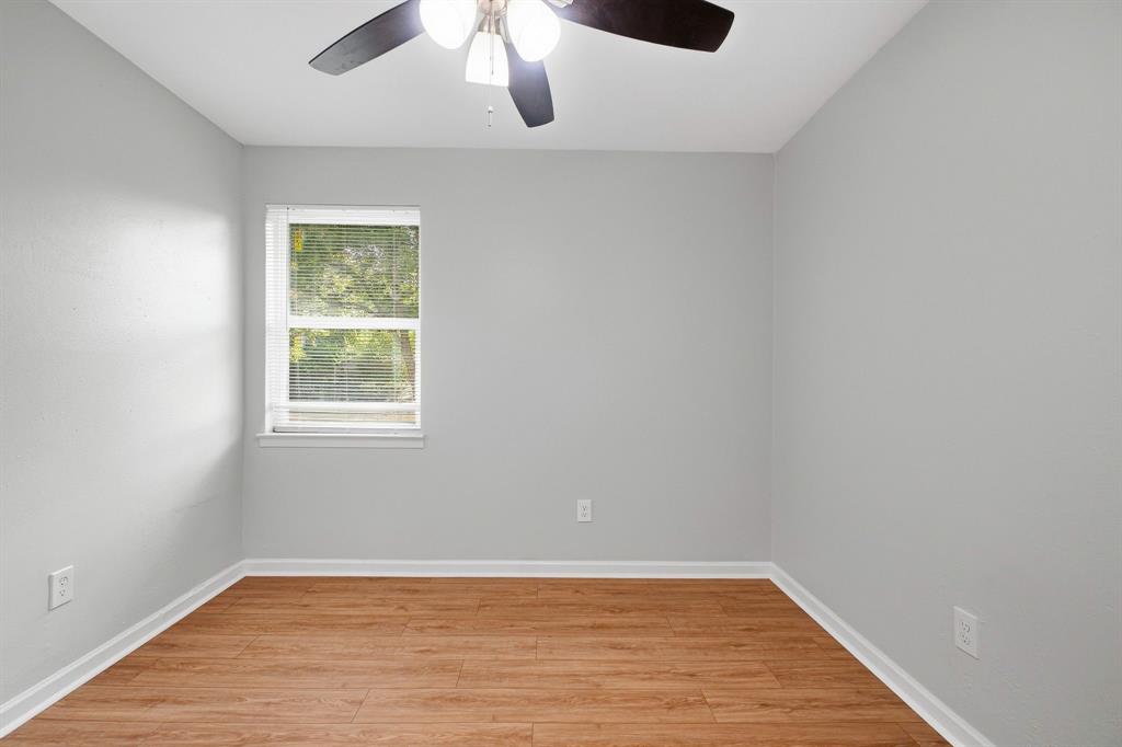 1340 E Park Drive Property Photo 18