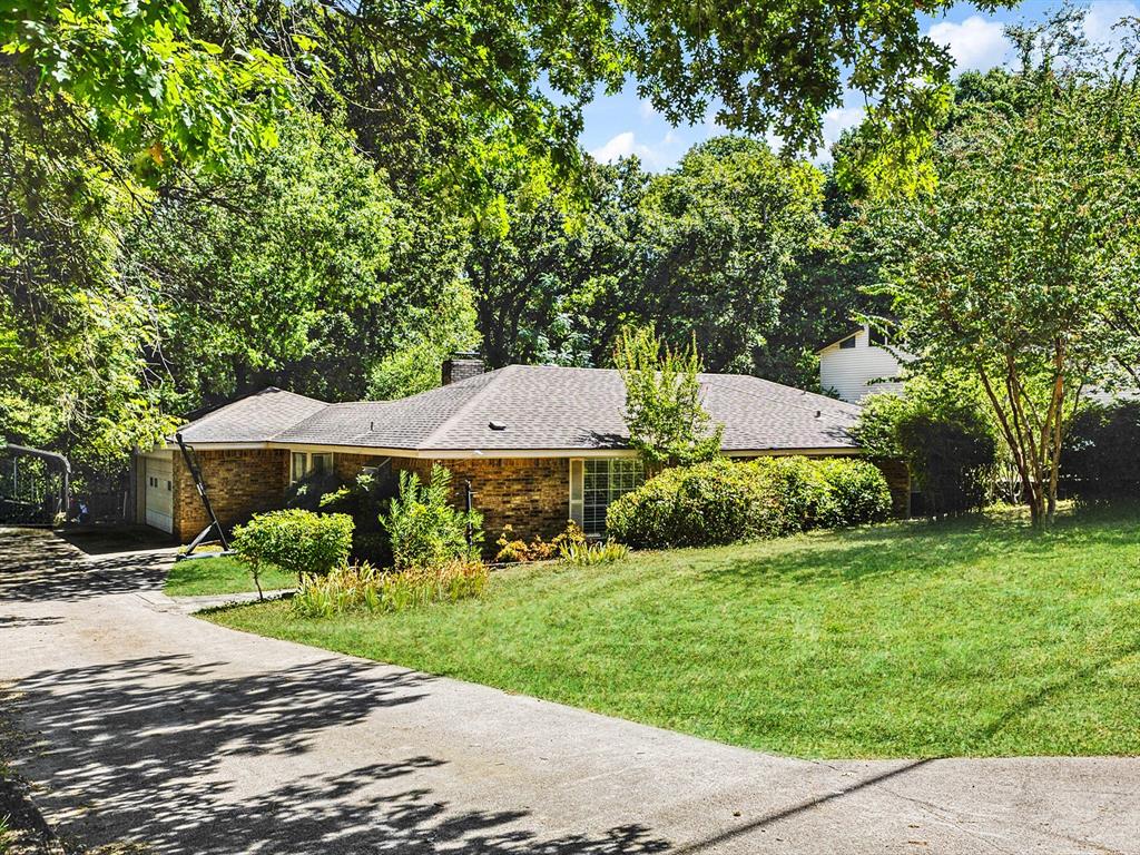 1218 Bow Creek Drive Property Photo 3