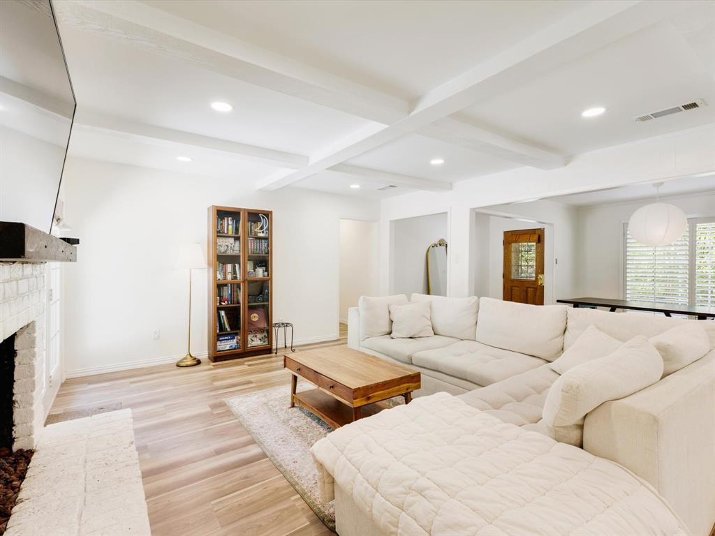 1218 Bow Creek Drive Property Photo 6