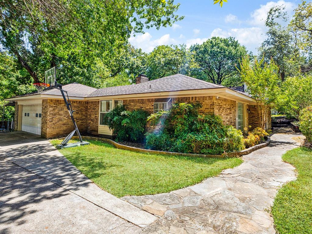 1218 Bow Creek Drive Property Photo 8