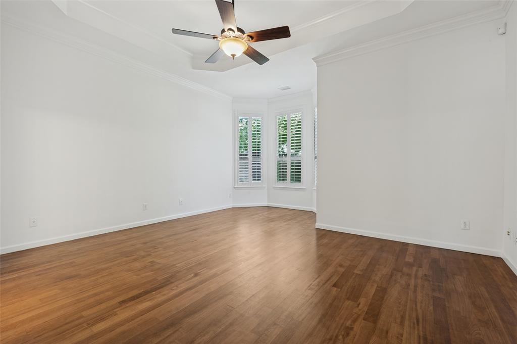 1432 Parkwood Drive Property Photo 8