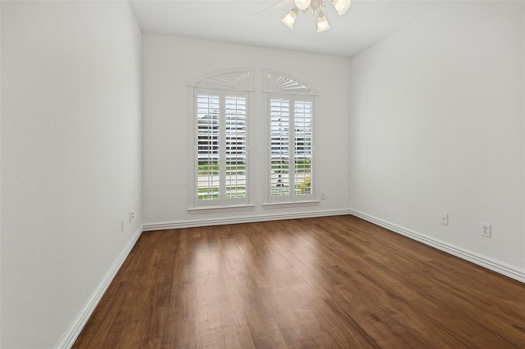 1432 Parkwood Drive Property Photo 11