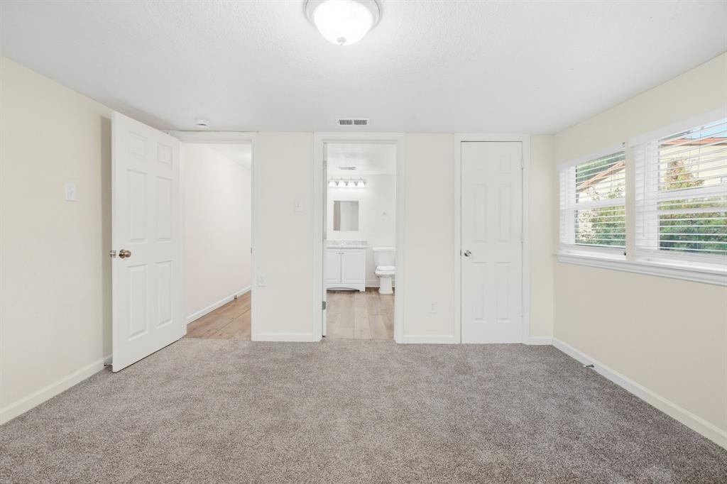 5728 Kilpatrick Avenue Property Photo 16