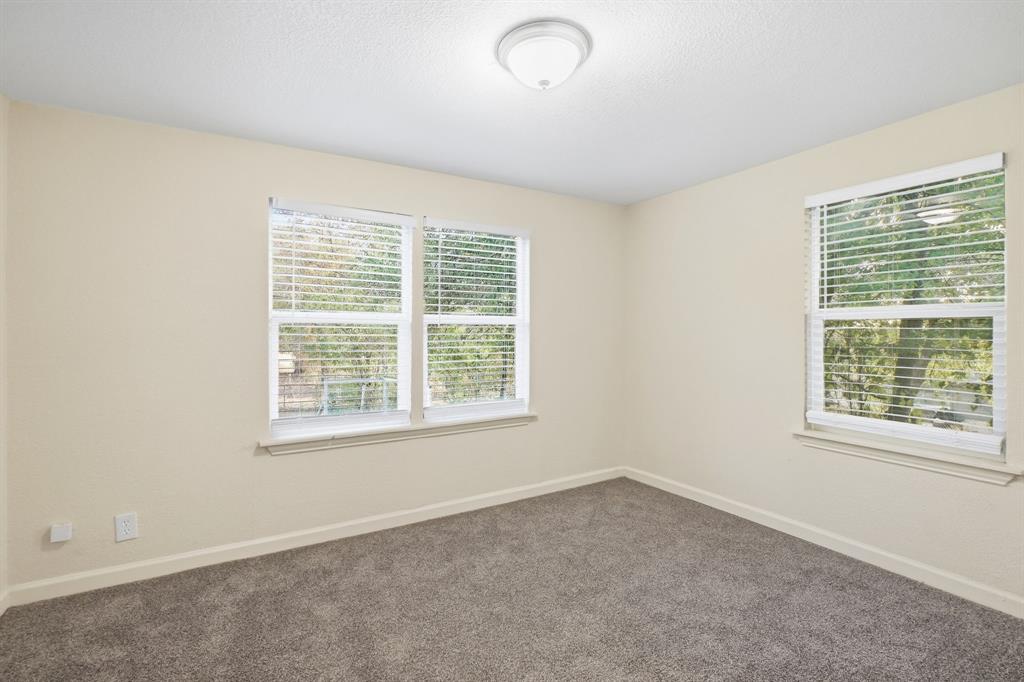 5728 Kilpatrick Avenue Property Photo 21