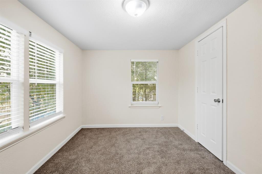 5728 Kilpatrick Avenue Property Photo 22