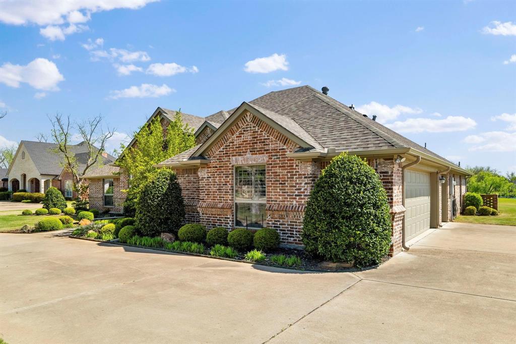 5609 Flagstick Drive Property Photo 3