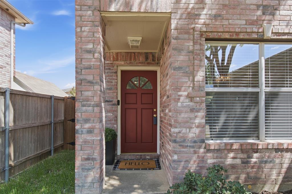 2220 Wisteria Way Property Photo 3