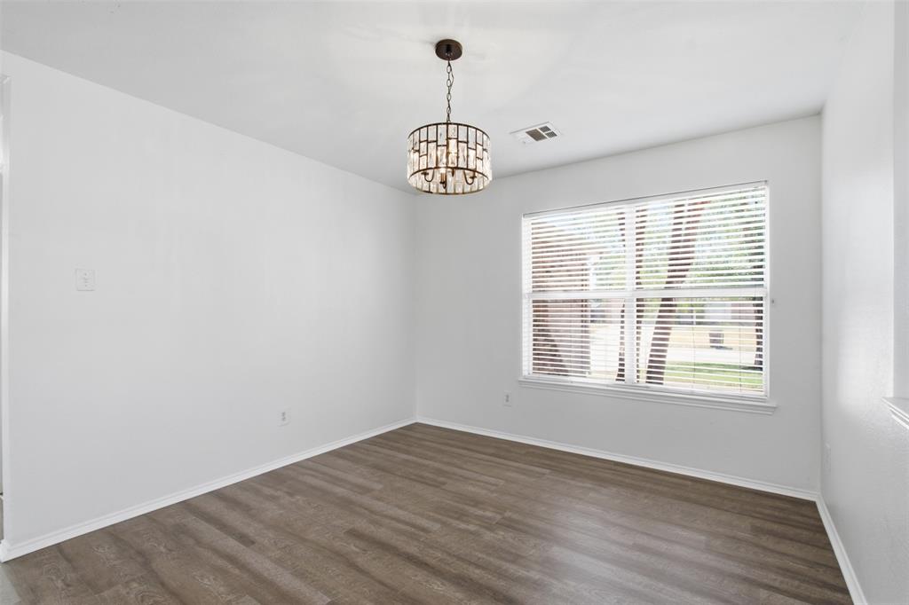 2220 Wisteria Way Property Photo 5