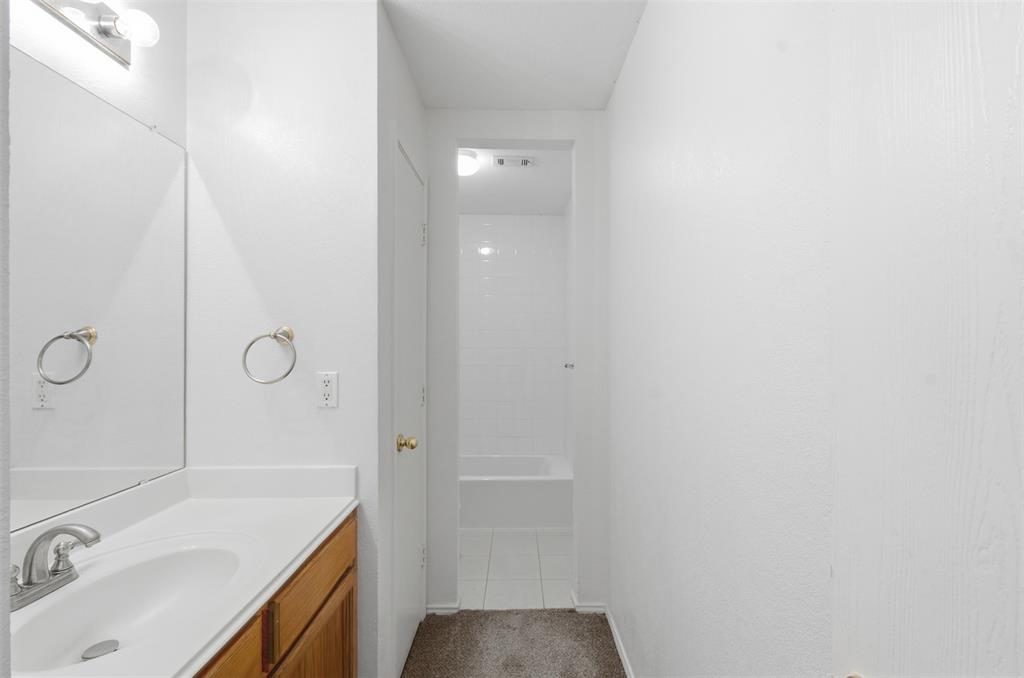 2220 Wisteria Way Property Photo 17