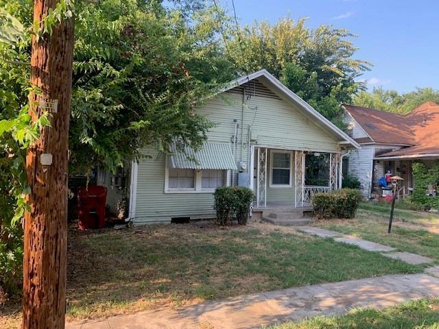 611 E 10th Street Property Photo 1