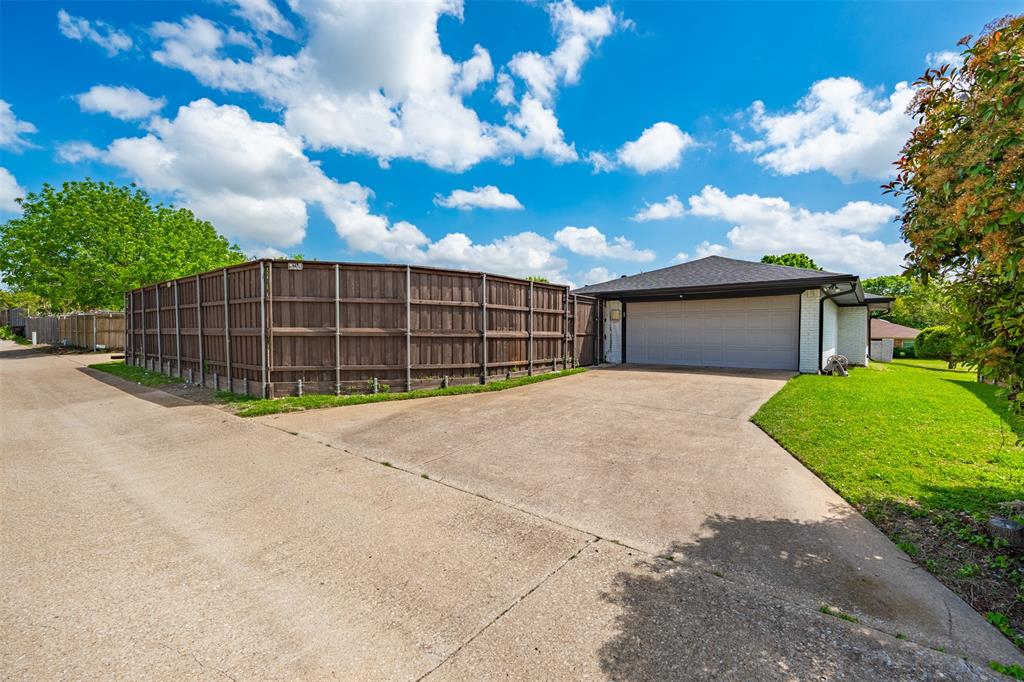2760 N Hillbrier Circle Property Photo 36