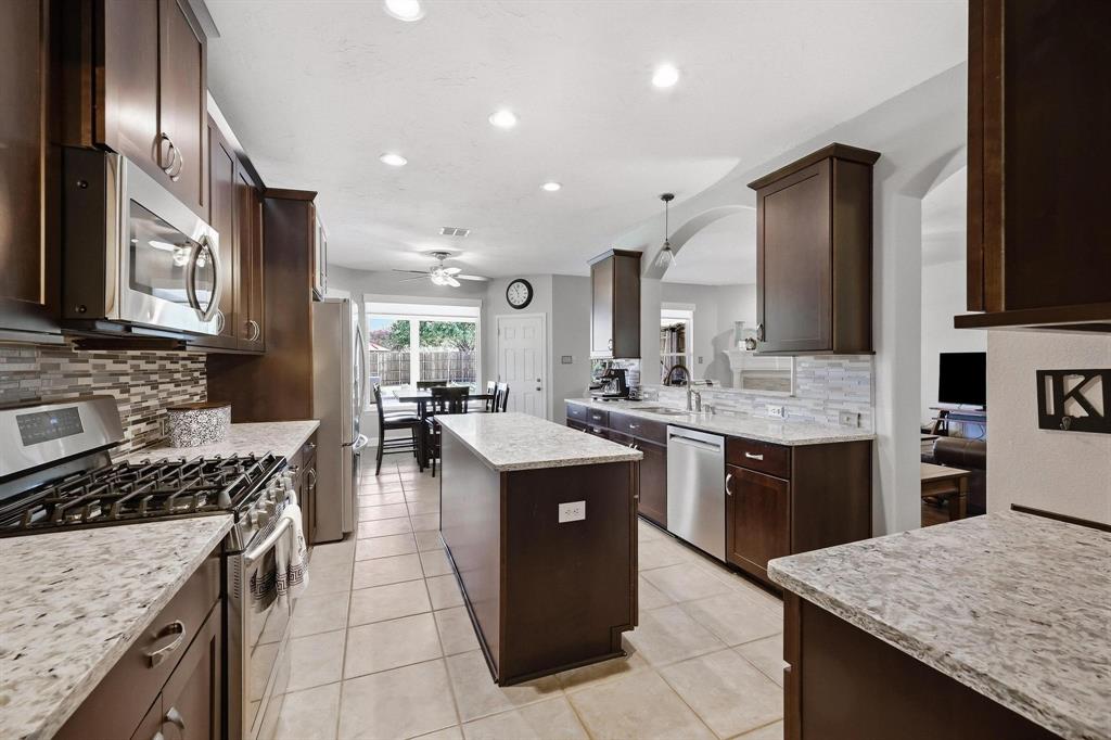 10498 Balsam Court Property Photo 8