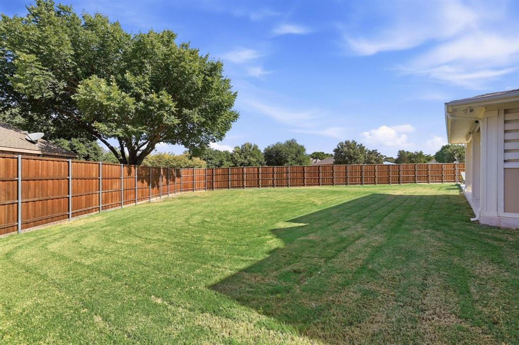 10498 Balsam Court Property Photo 25