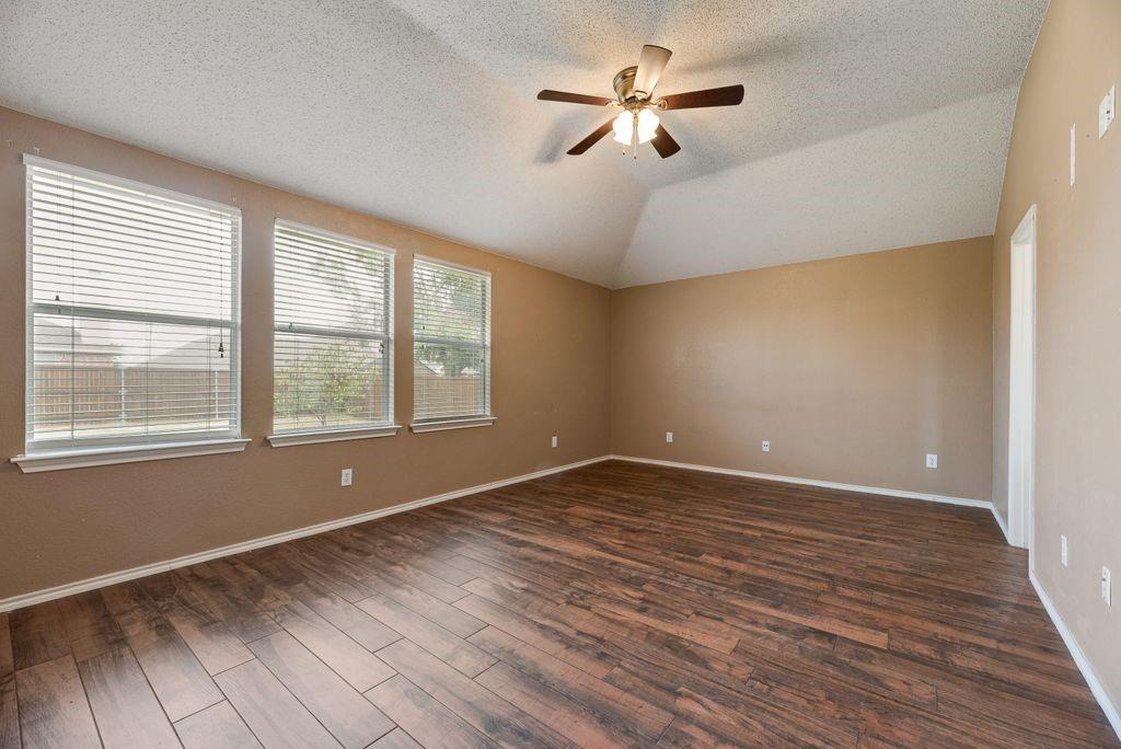 118 Aspenwood Trail Property Photo 20