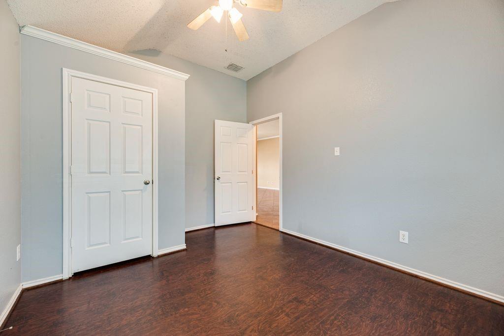 118 Aspenwood Trail Property Photo 28