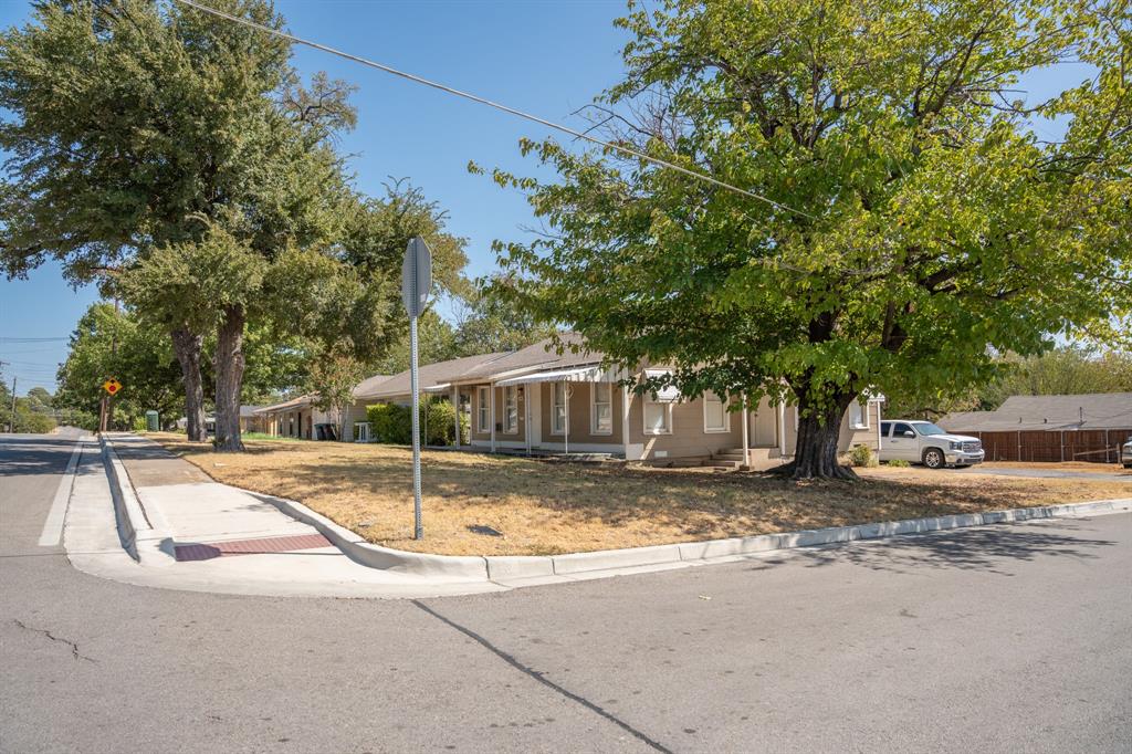 2945 Handley Drive Property Photo 6