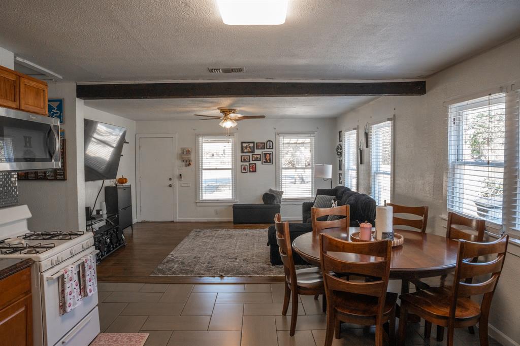 2945 Handley Drive Property Photo 17