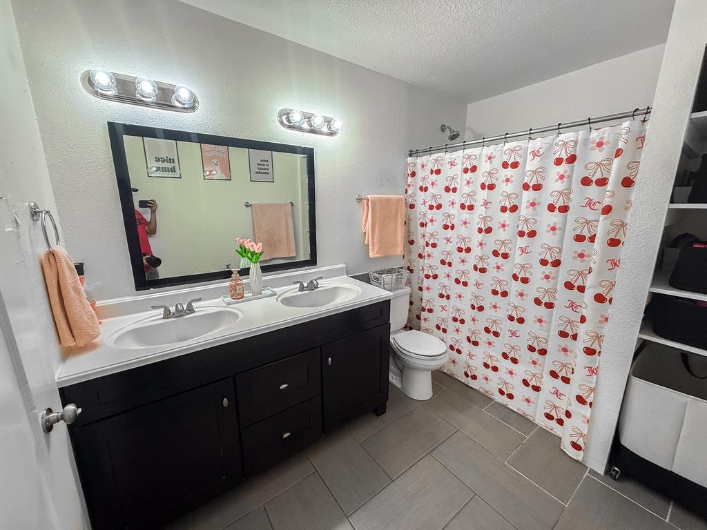 2945 Handley Drive Property Photo 23