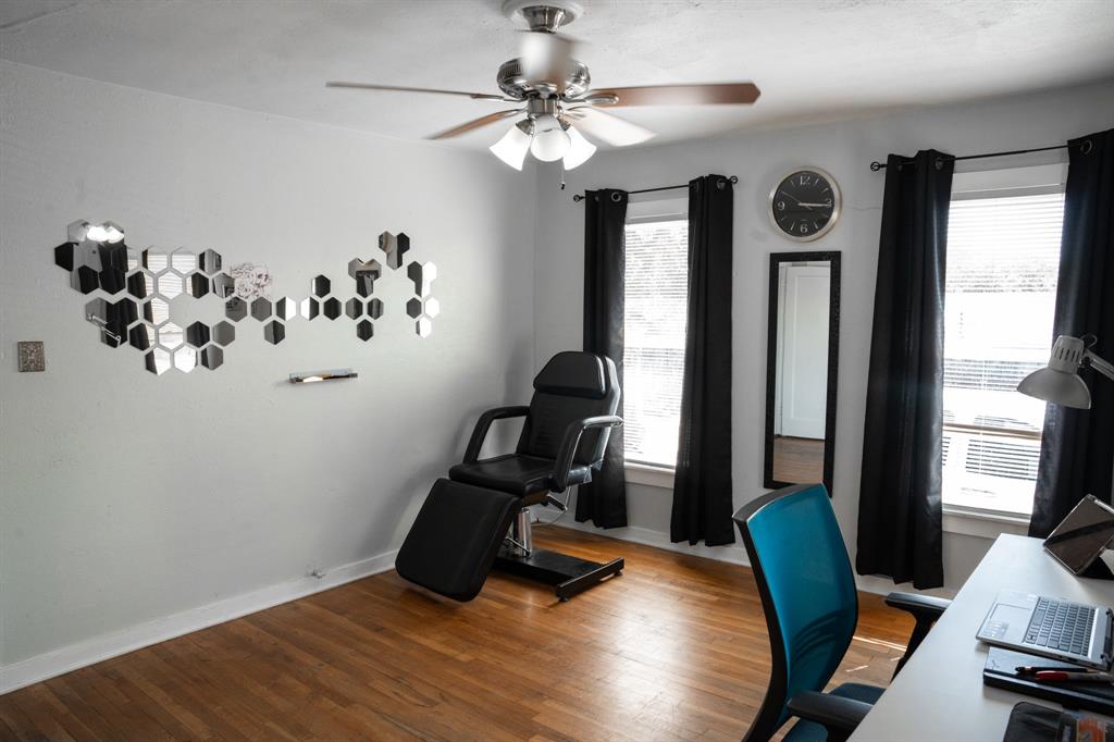 2945 Handley Drive Property Photo 25