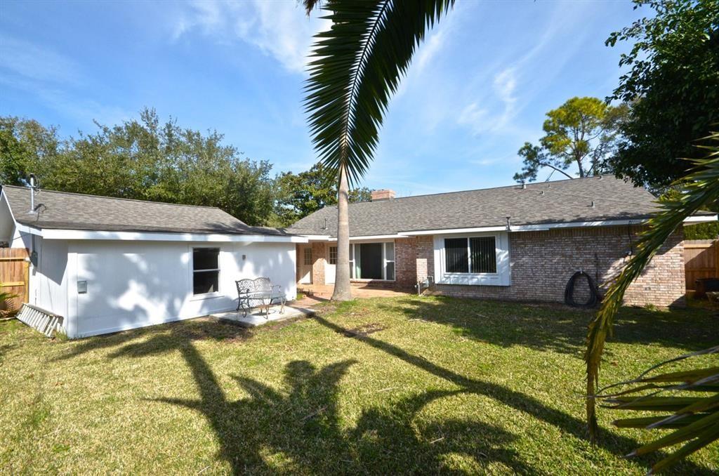 5951 Lattimer Drive Property Photo 6