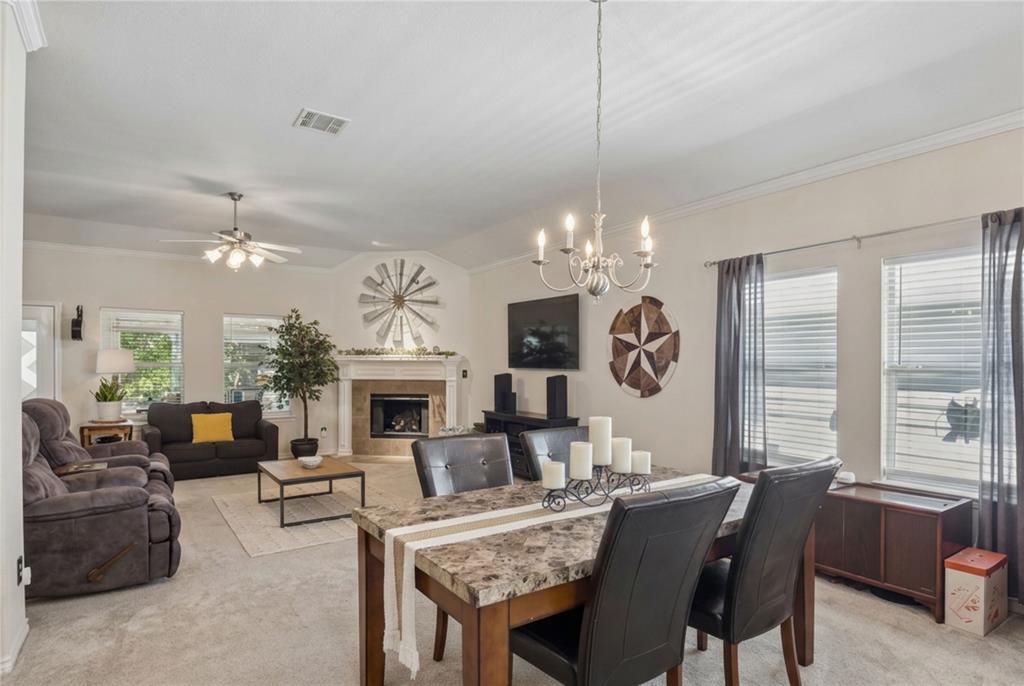 1221 Spanish Moss Drive Property Photo 6