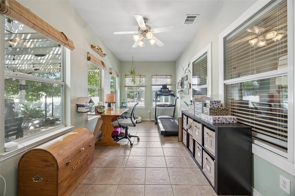 1221 Spanish Moss Drive Property Photo 24