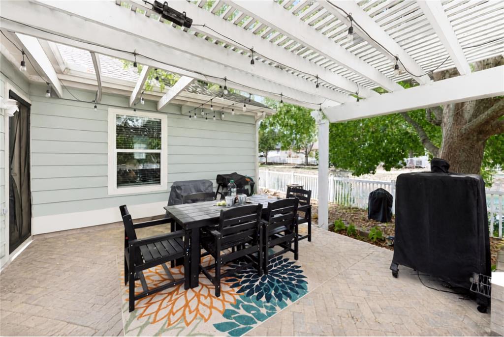 1221 Spanish Moss Drive Property Photo 25