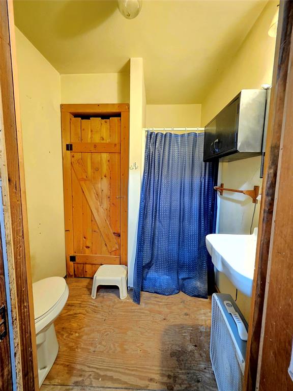 4451 Fm 585 Property Photo 9