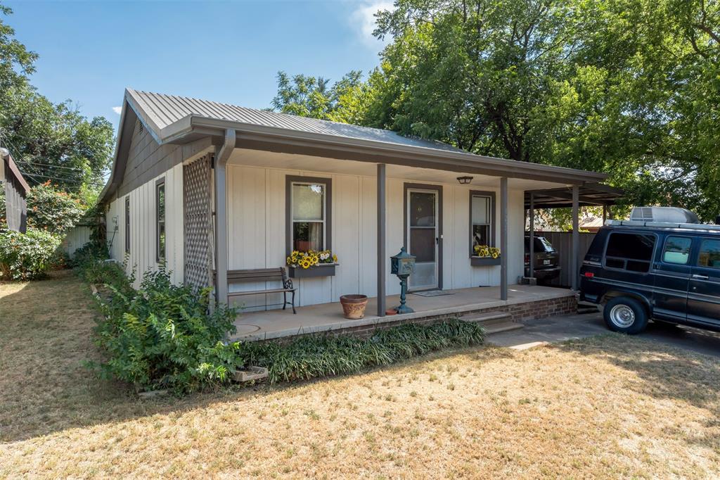 1225 34th Street Property Photo 1