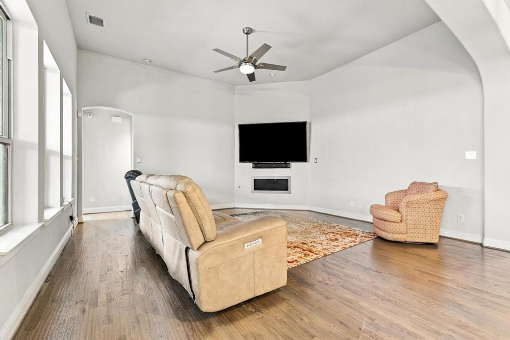 405 Sir Torin Lane Property Photo 12
