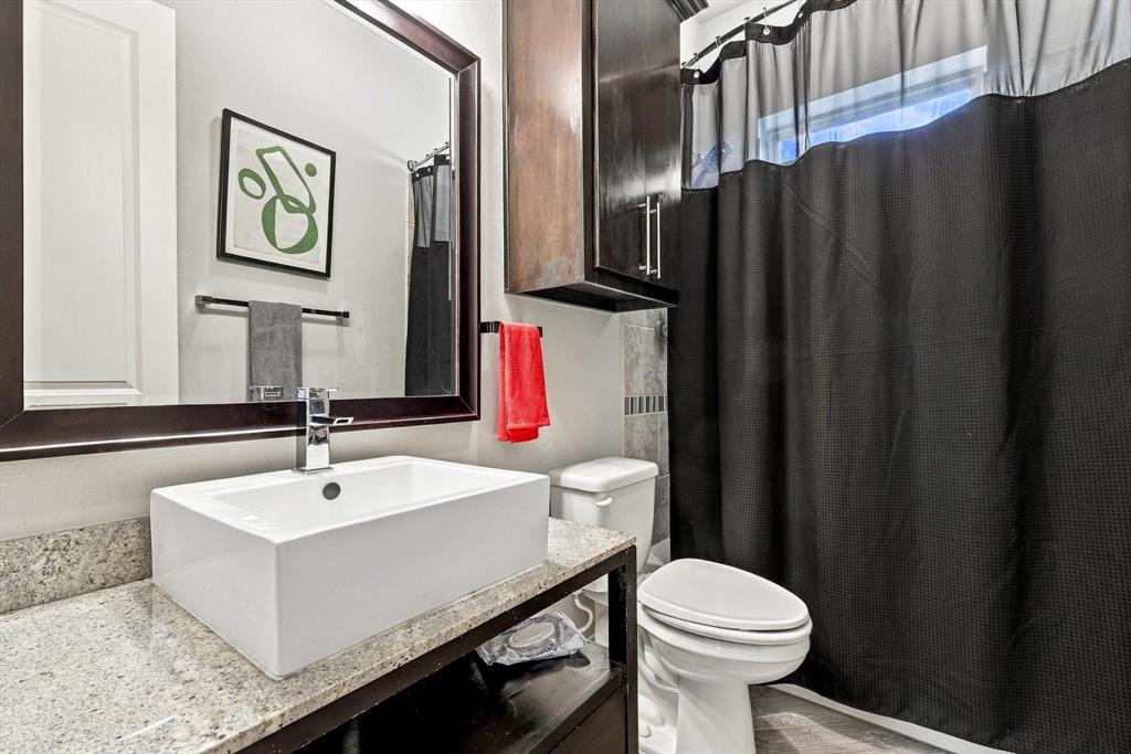 405 Sir Torin Lane Property Photo 28