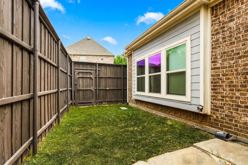 405 Sir Torin Lane Property Photo 33