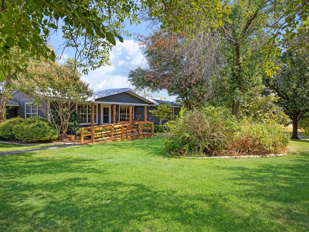 1333 Salt Branch Road Property Photo 2