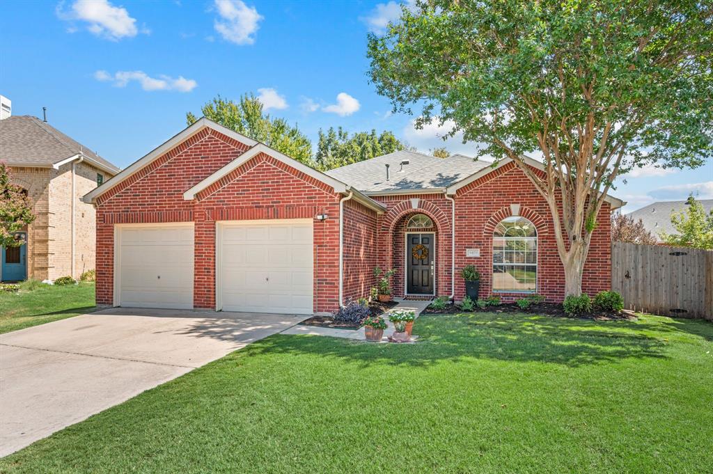 8404 Island Court Property Photo 1
