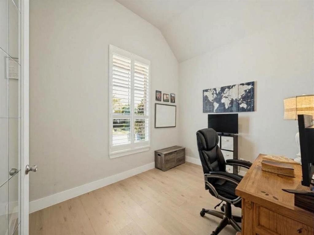 1105 Bluestem Drive Property Photo 3