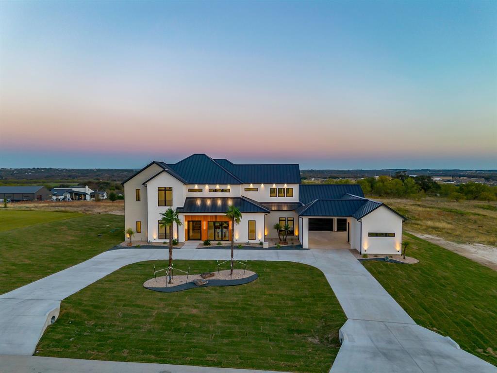 2026 Verona Drive Property Photo 1