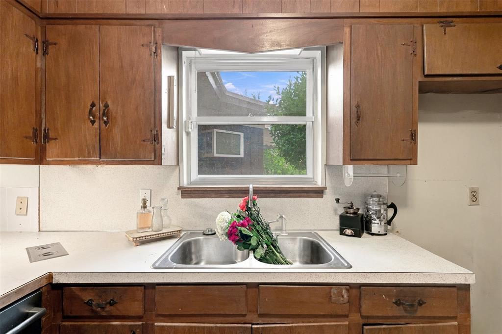 7037 Treehaven Road Property Photo 12