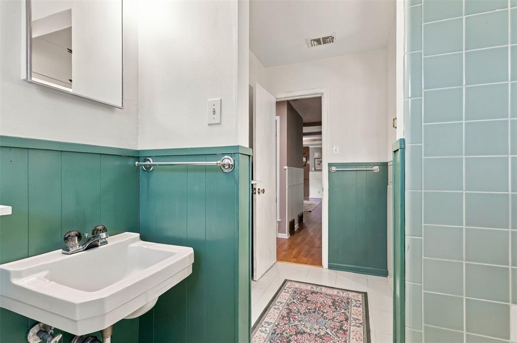 7037 Treehaven Road Property Photo 22