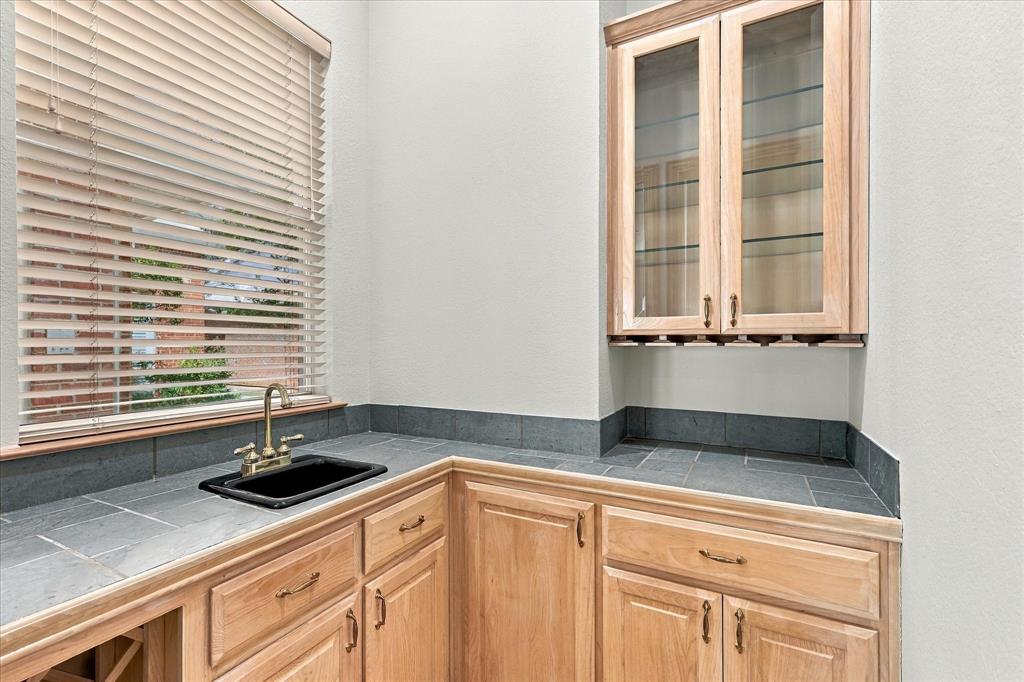 14762 Bedivere Court Property Photo 14