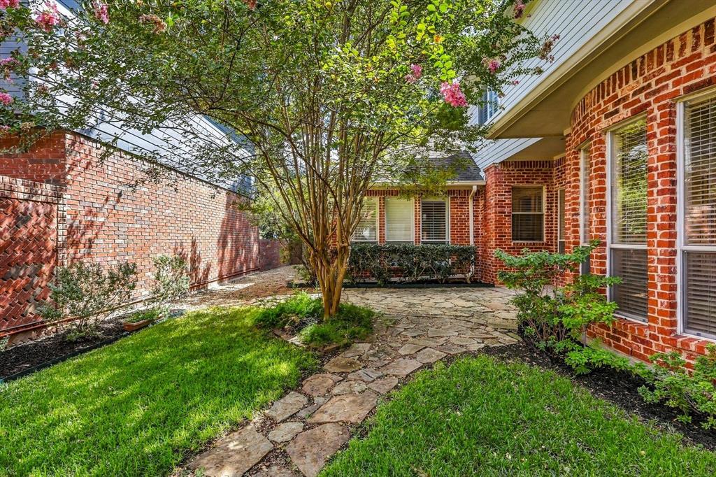 14762 Bedivere Court Property Photo 32