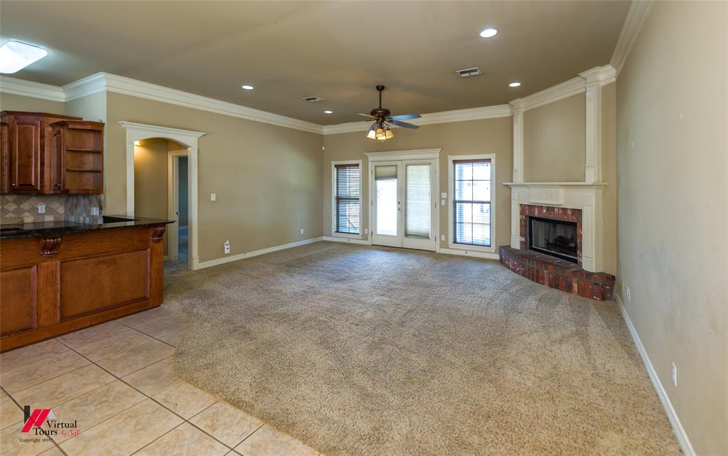 419 Half Moon Lane Property Photo 6