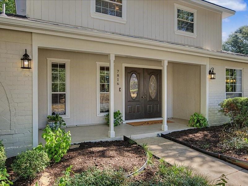 7816 Fairwood Court Property Photo 11