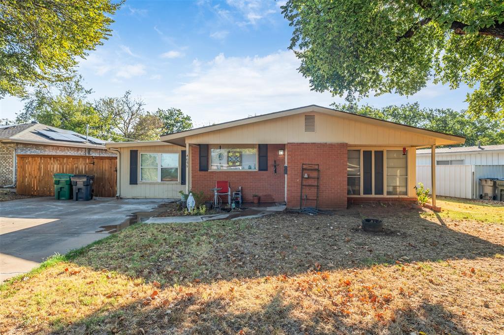 4655 University Avenue Property Photo 1