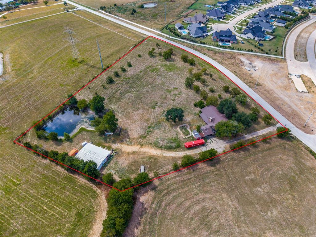 231 Mcdonald Property Photo 1