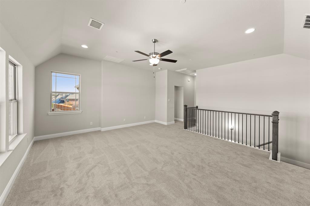 2704 Emerald Shallows Drive Property Photo 20