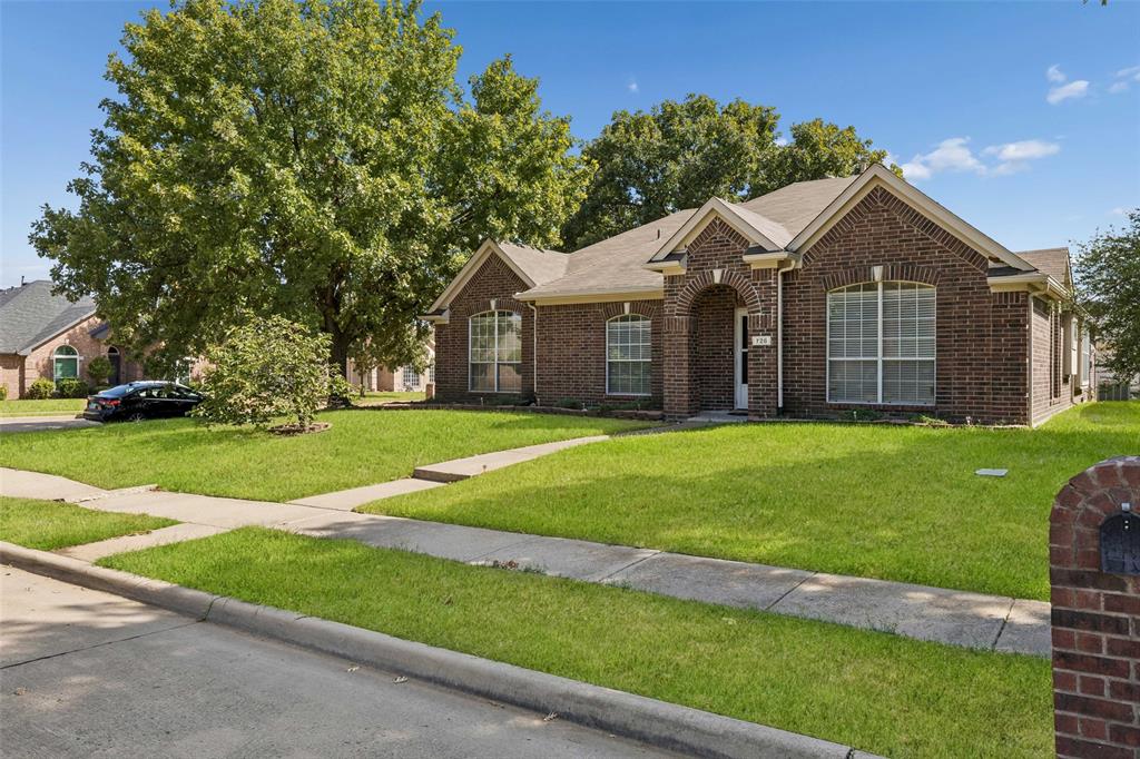 728 Lauren Way Property Photo 2