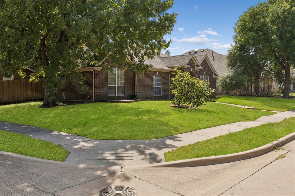 728 Lauren Way Property Photo 3
