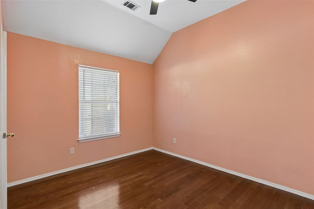 728 Lauren Way Property Photo 26