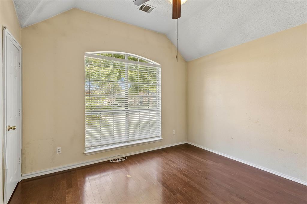 728 Lauren Way Property Photo 28